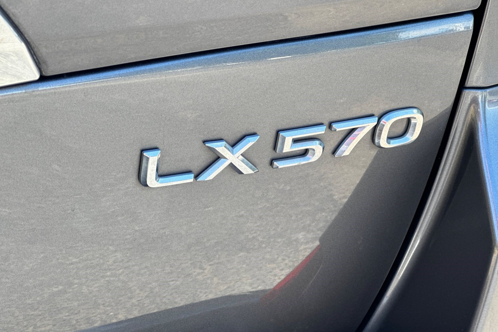 Used 2017 Lexus LX 570 4WD w/ Luxury Package image 40