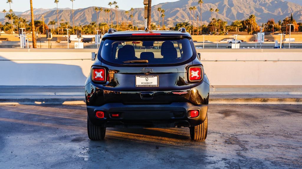 Certified 2023 Jeep Renegade Trailhawk image 8