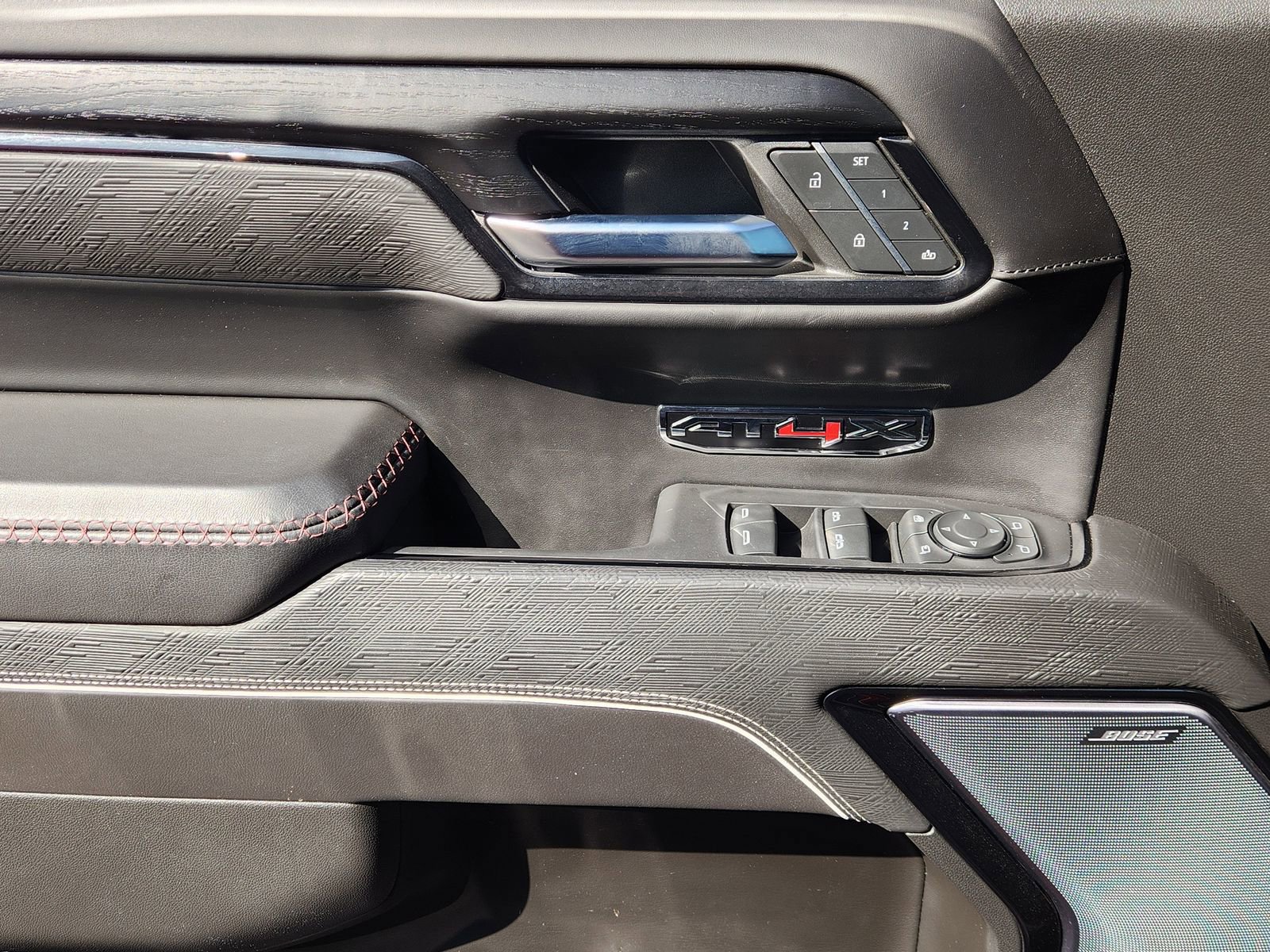 Used 2024 GMC Sierra 1500 AT4X image 26