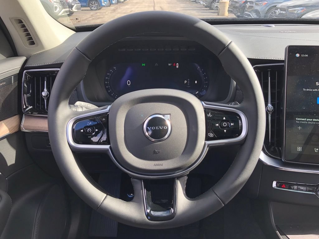 New 2026 Volvo XC90 B6 Plus w/ Protection Package Premier AWD/4WD image 12