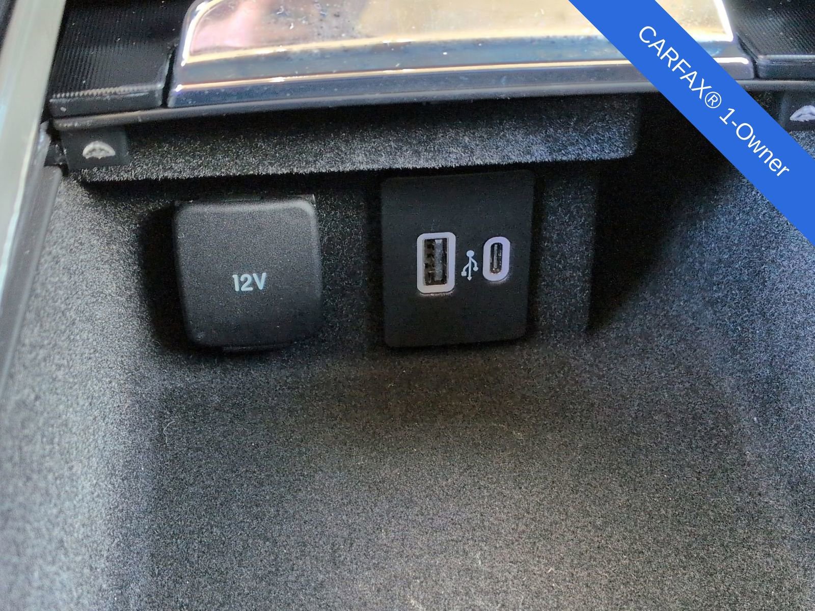 Used 2023 Lincoln Corsair AWD image 34