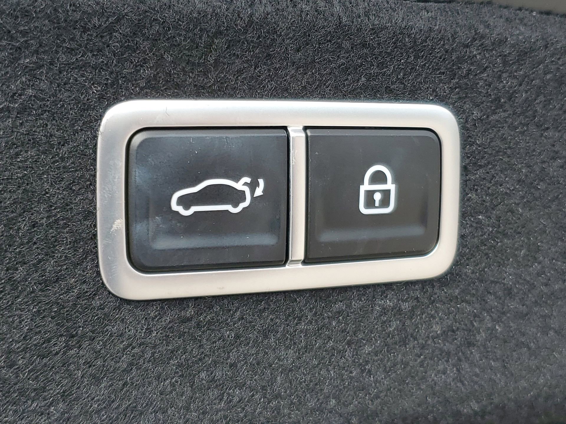 Used 2022 Genesis G80 2.5T w/ Prestige Package image 9