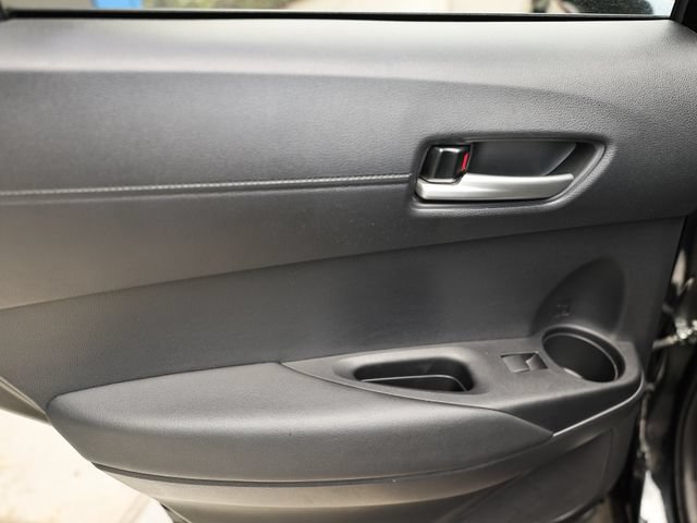 Used 2026 Toyota Corolla Cross XLE FWD image 23