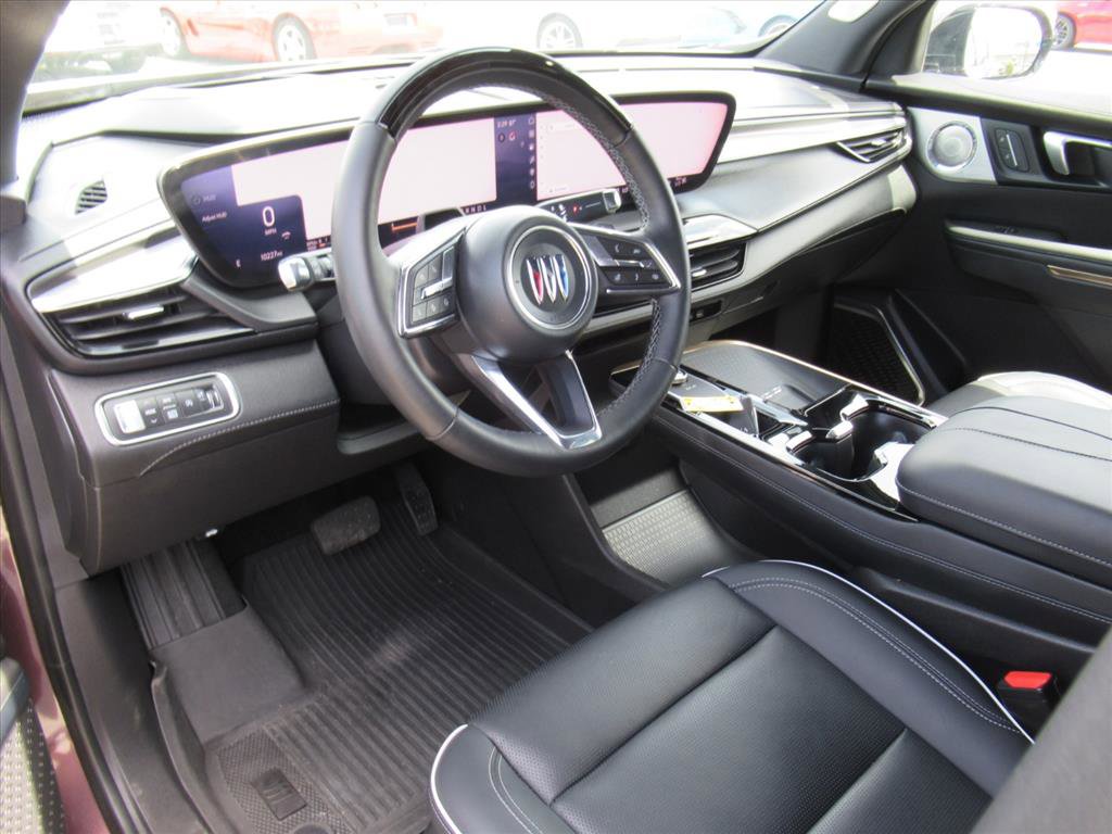 Used 2025 Buick Enclave Avenir w/ Super Cruise Package AWD/4WD image 15