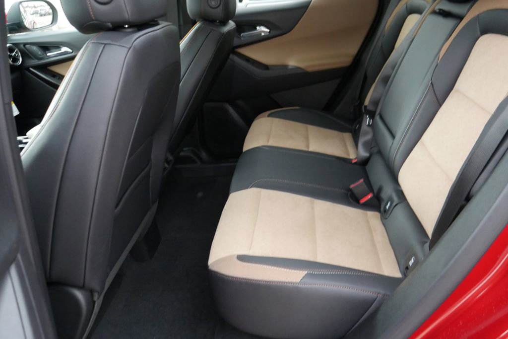 New 2026 Chevrolet Equinox ACTIV image 25