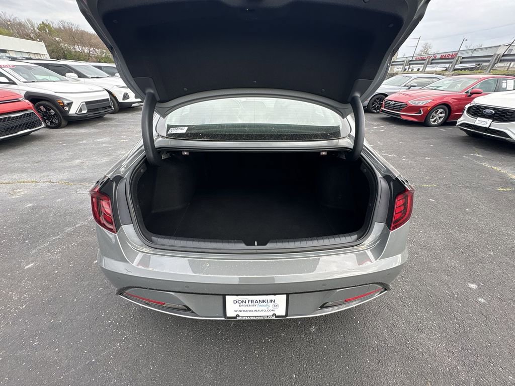 Used 2022 Hyundai Sonata Limited FWD image 19