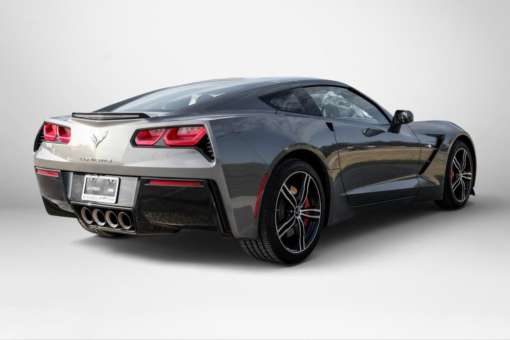 Used 2016 Chevrolet Corvette Stingray Coupe RWD image 6