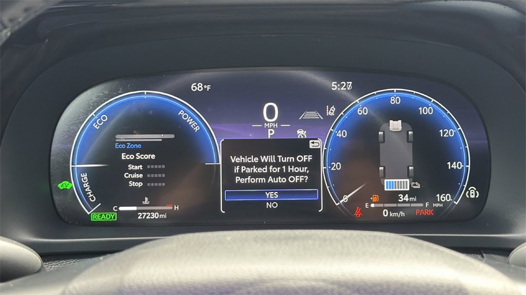 Used 2023 Toyota Crown Limited image 24