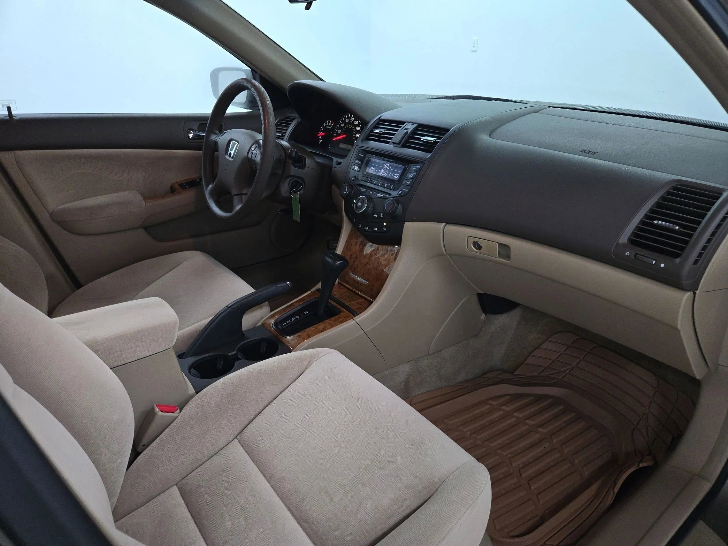 Used 2004 Honda Accord EX image 22