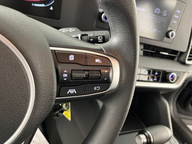 Used 2023 Kia Sportage LX FWD image 23