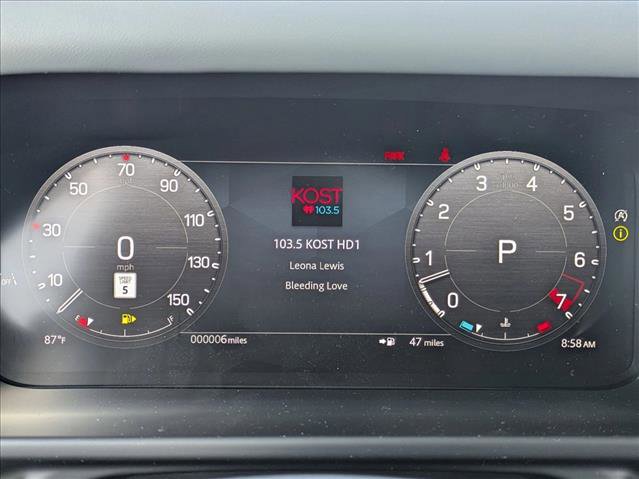 New 2026 Land Rover Defender 110 X-Dynamic SE AWD/4WD image 11