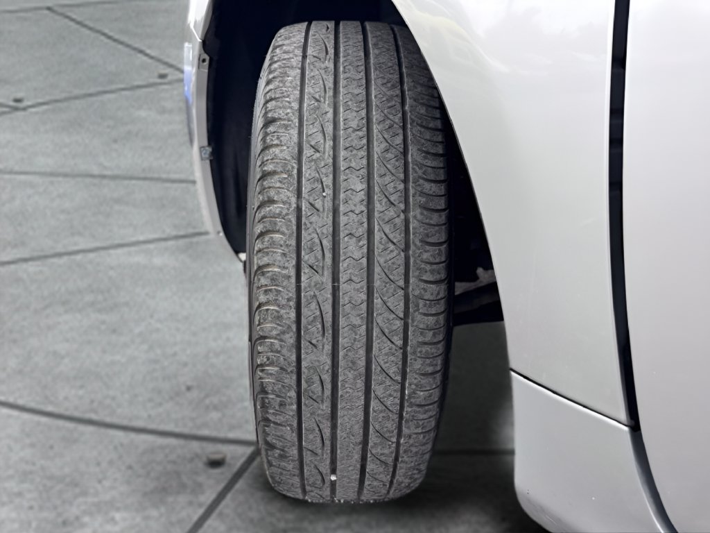 Used 2010 Toyota Corolla LE w/ All Weather Guard Pkg FWD image 26