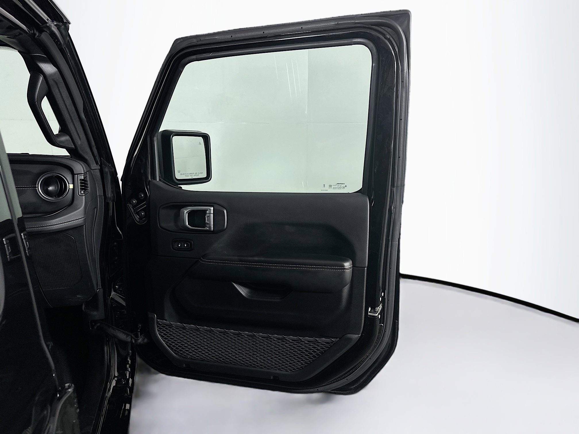 Used 2024 Jeep Wrangler Sahara w/ Safety Group image 30