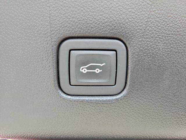 Used 2024 Chevrolet Blazer LT w/ Convenience Package FWD image 17
