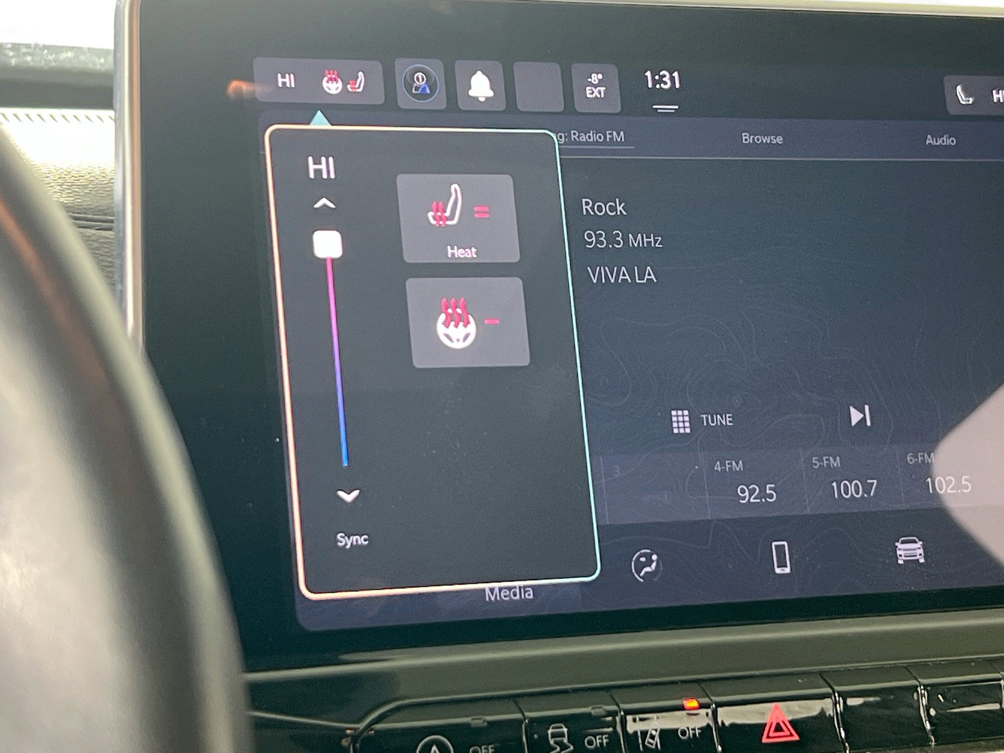 Used 2022 Jeep Compass Altitude w/ Sun and Sound Group image 20