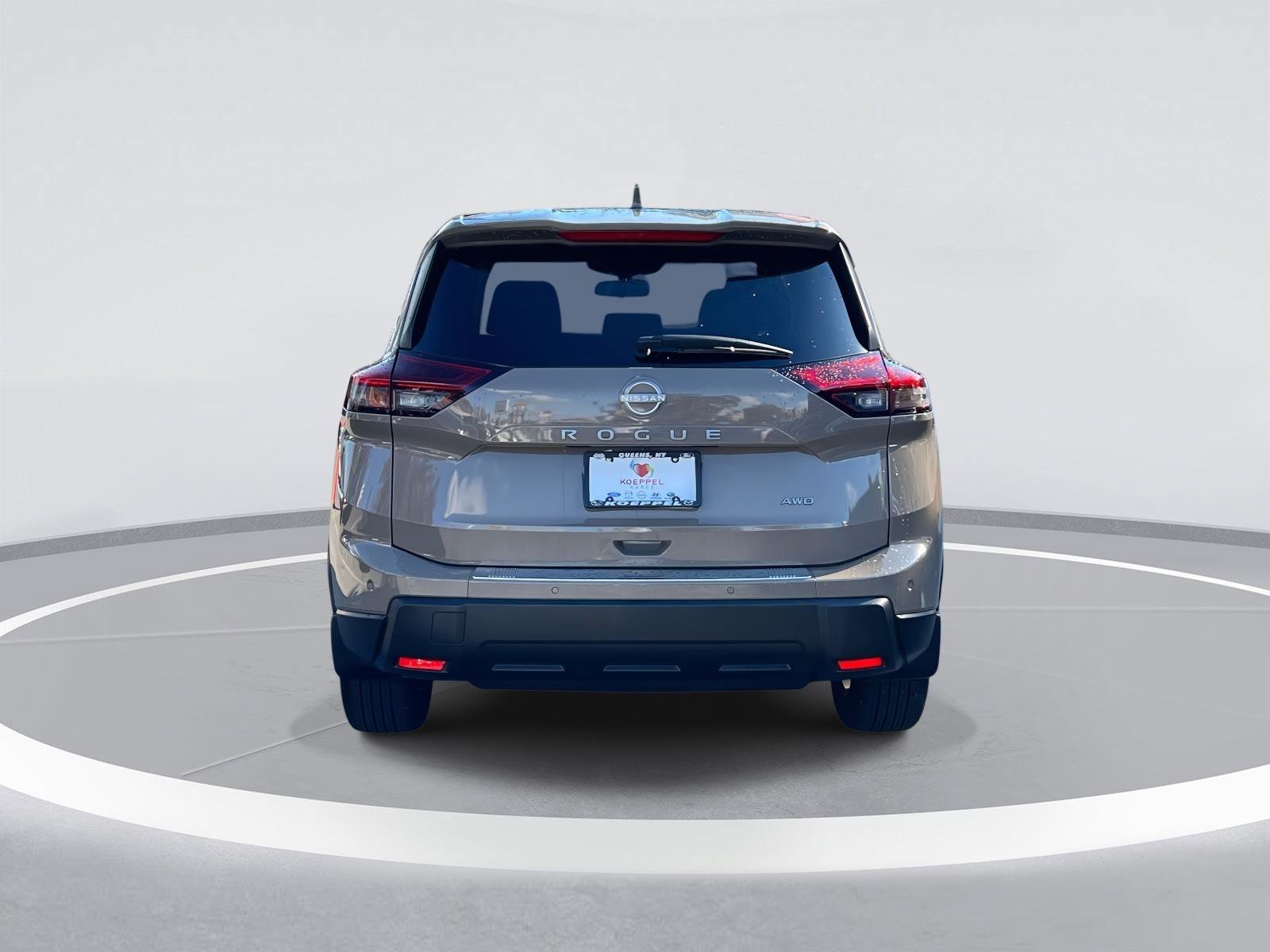 Used 2025 Nissan Rogue SV image 7