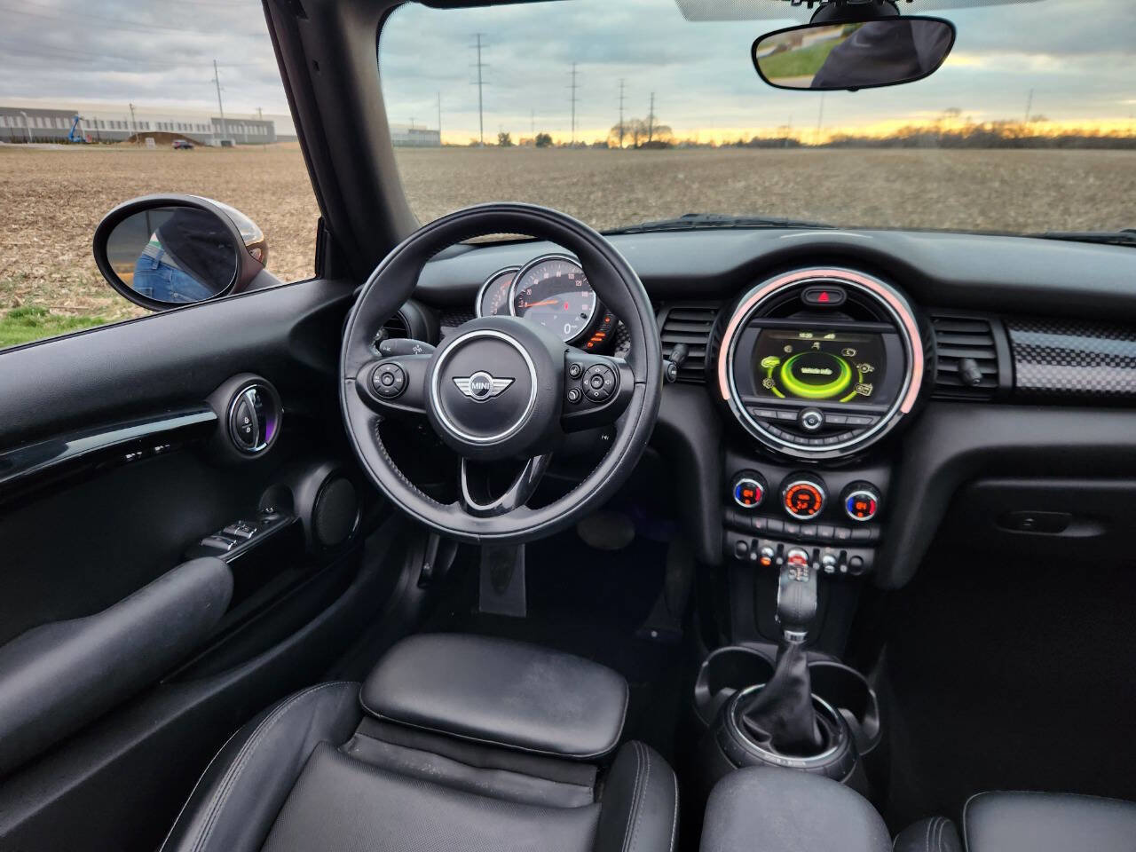 Used 2017 MINI Cooper S image 18