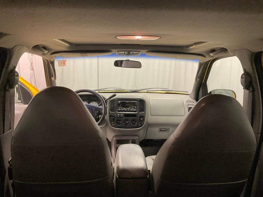 Used 2001 Ford Escape XLT image 22
