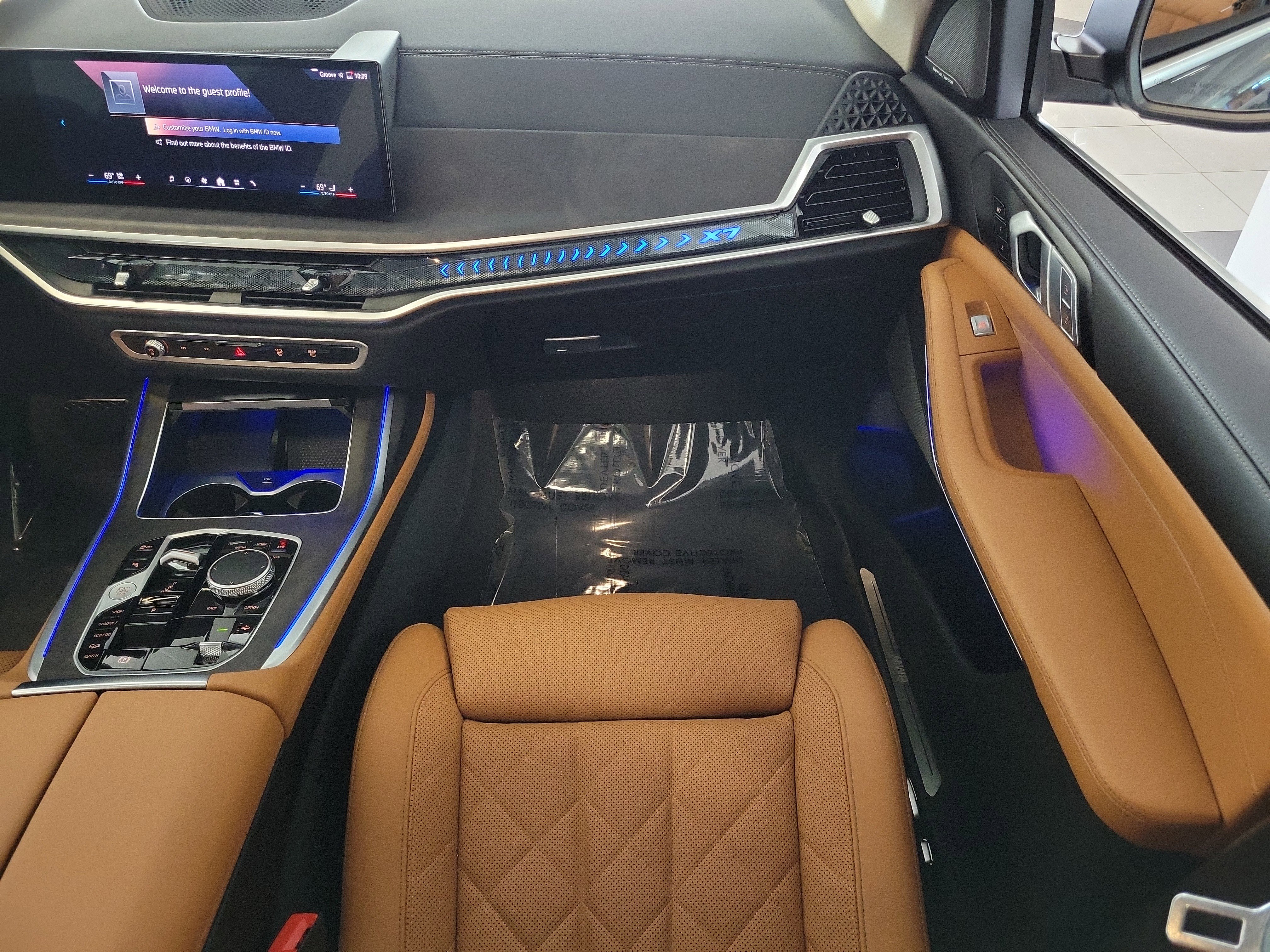 Used 2026 BMW X7 xDrive40i AWD/4WD image 16