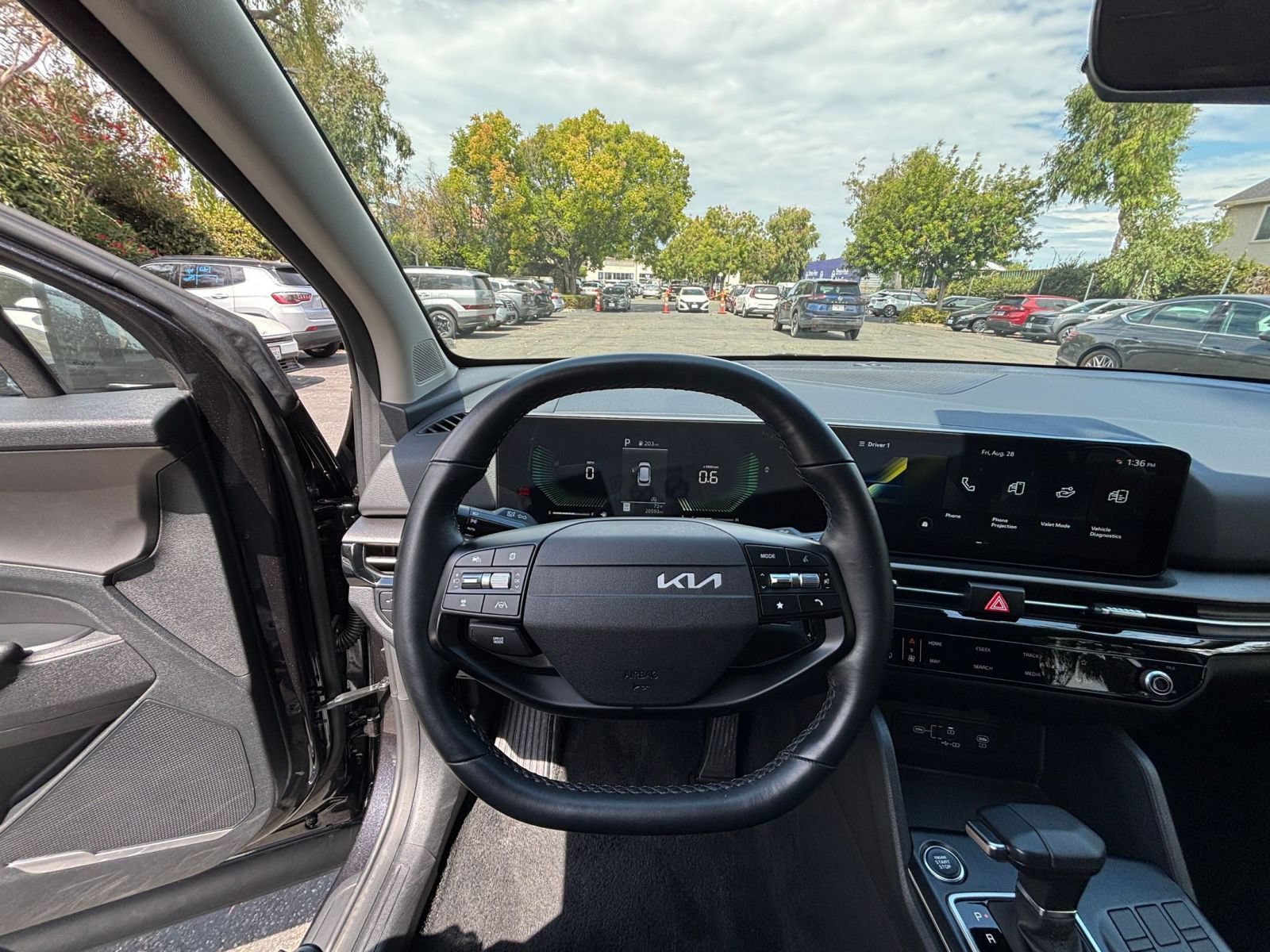 Used 2026 Kia Sportage LX FWD image 33