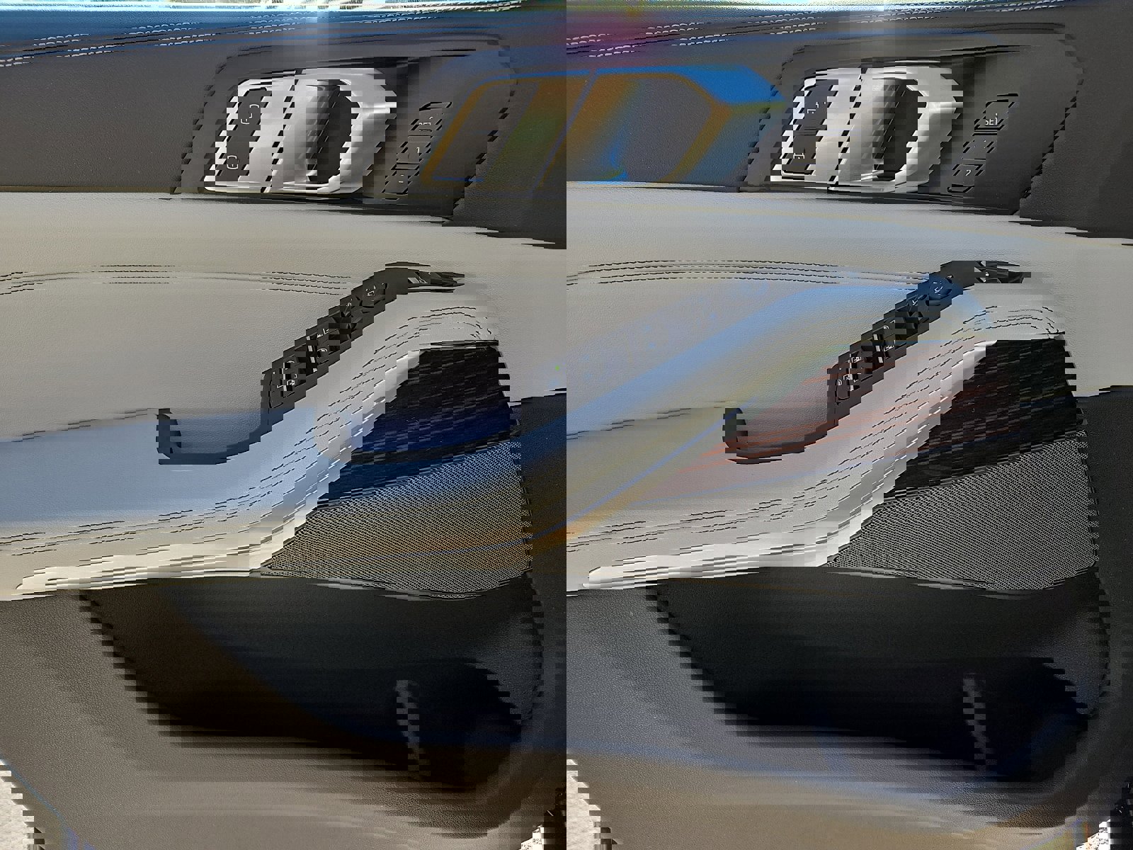 Used 2026 BMW X5 xDrive40i w/ Premium Package image 12