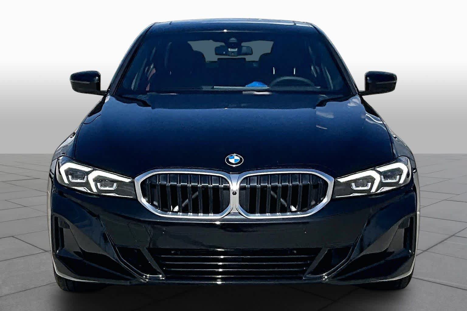 Used 2025 BMW 330i Sedan RWD image 3