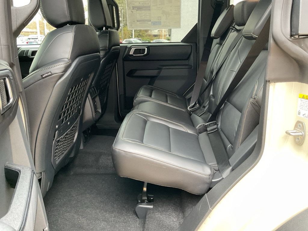 New 2025 Ford Bronco Badlands w/ Sasquatch Package image 11