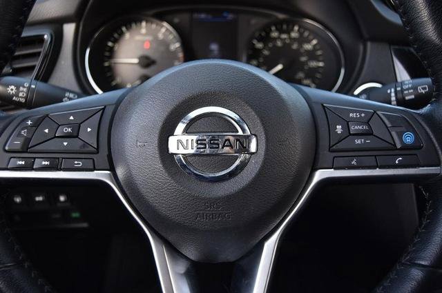 Used 2020 Nissan Rogue SV w/ Premium Package image 25