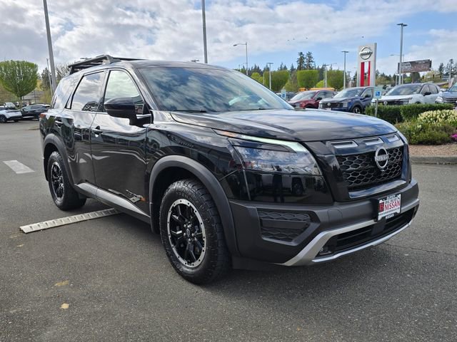 Used 2024 Nissan Pathfinder Rock Creek AWD/4WD image 4
