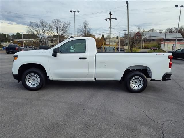 Used 2025 Chevrolet Silverado 1500 W/T w/ Trailering Package AWD/4WD image 2