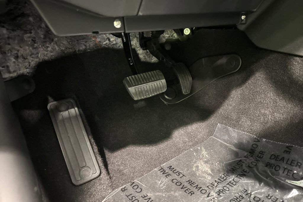 Used 2026 Subaru Forester Wilderness w/ Wilderness Plus Package image 31