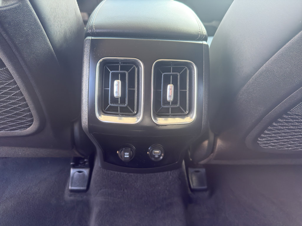 Used 2021 Kia Sorento EX image 32
