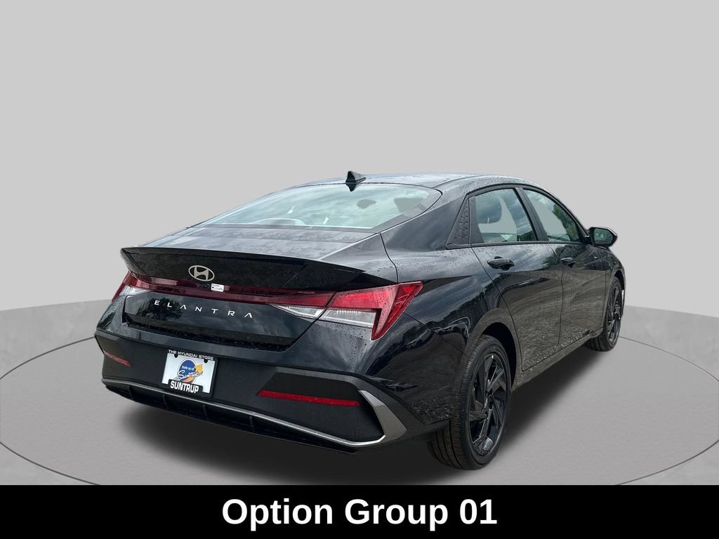 Used 2026 Hyundai Elantra Sport FWD image 6