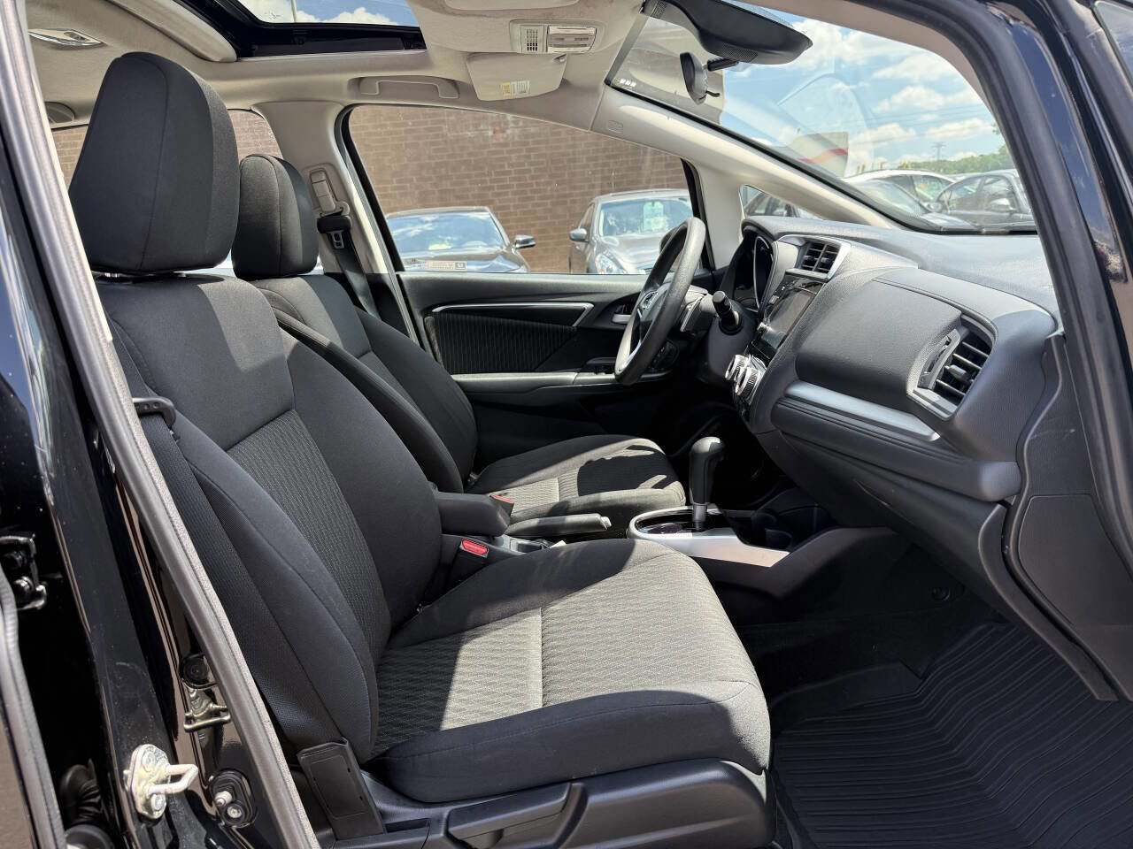 Used 2019 Honda Fit EX image 18