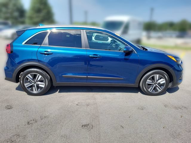 Certified 2022 Kia Niro LXS w/ Digital Cluster Package FWD image 7