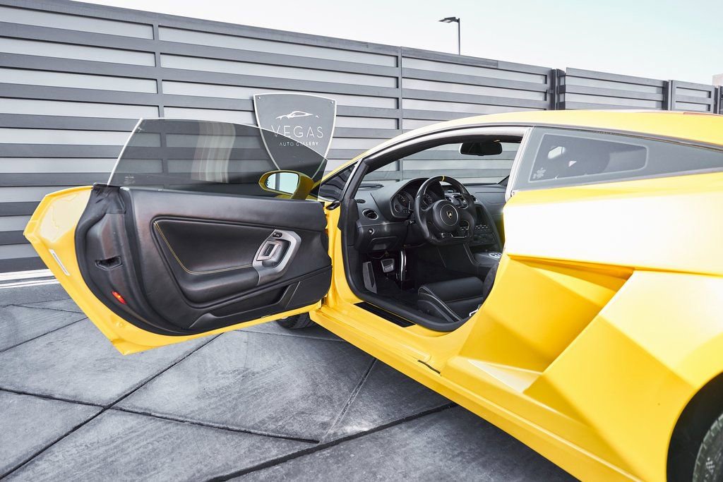 Used 2005 Lamborghini Gallardo image 34