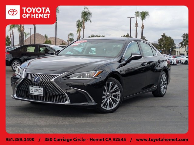 Used 2020 Lexus ES 300h w/ Premium Package