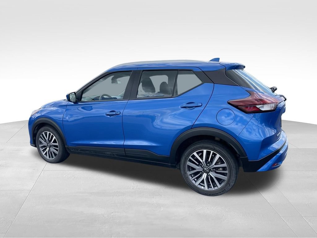 Used 2024 Nissan Kicks SV FWD image 5