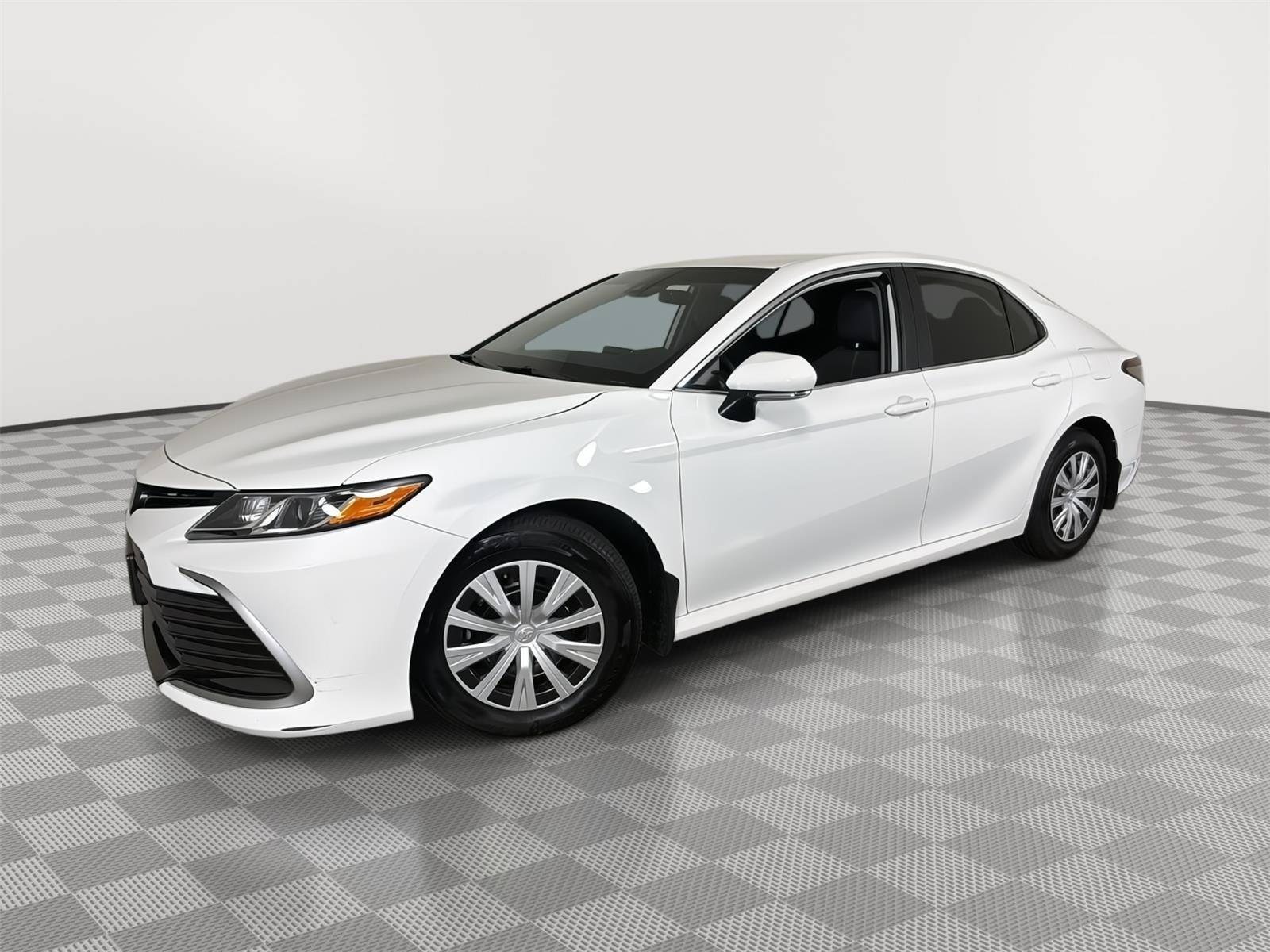 Used 2023 Toyota Camry LE