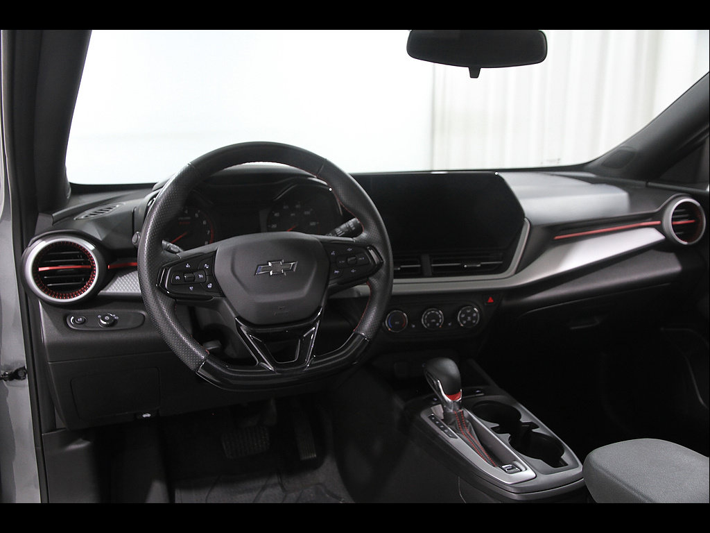 Certified 2024 Chevrolet Trax RS w/ Sunroof Package FWD image 6