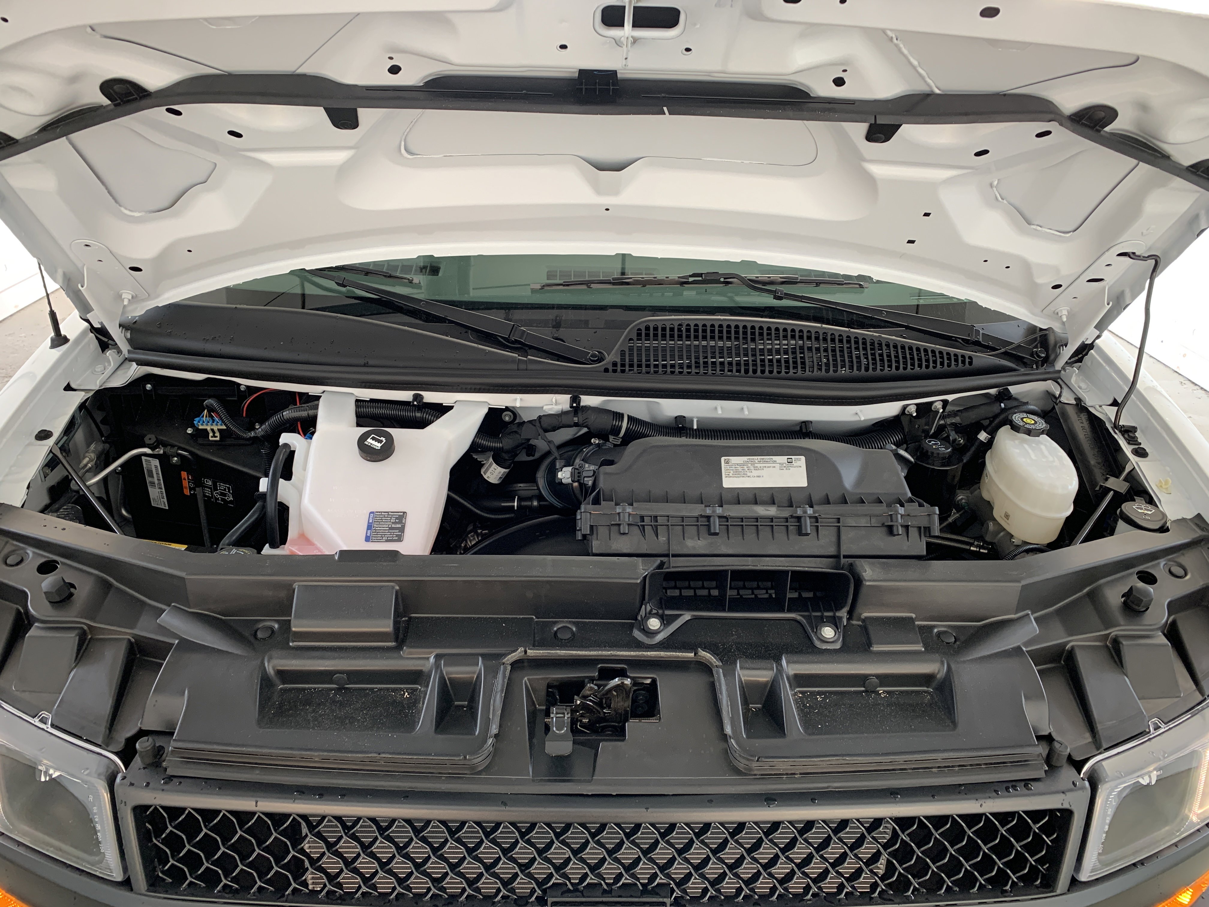 New 2025 Chevrolet Express 2500 image 8