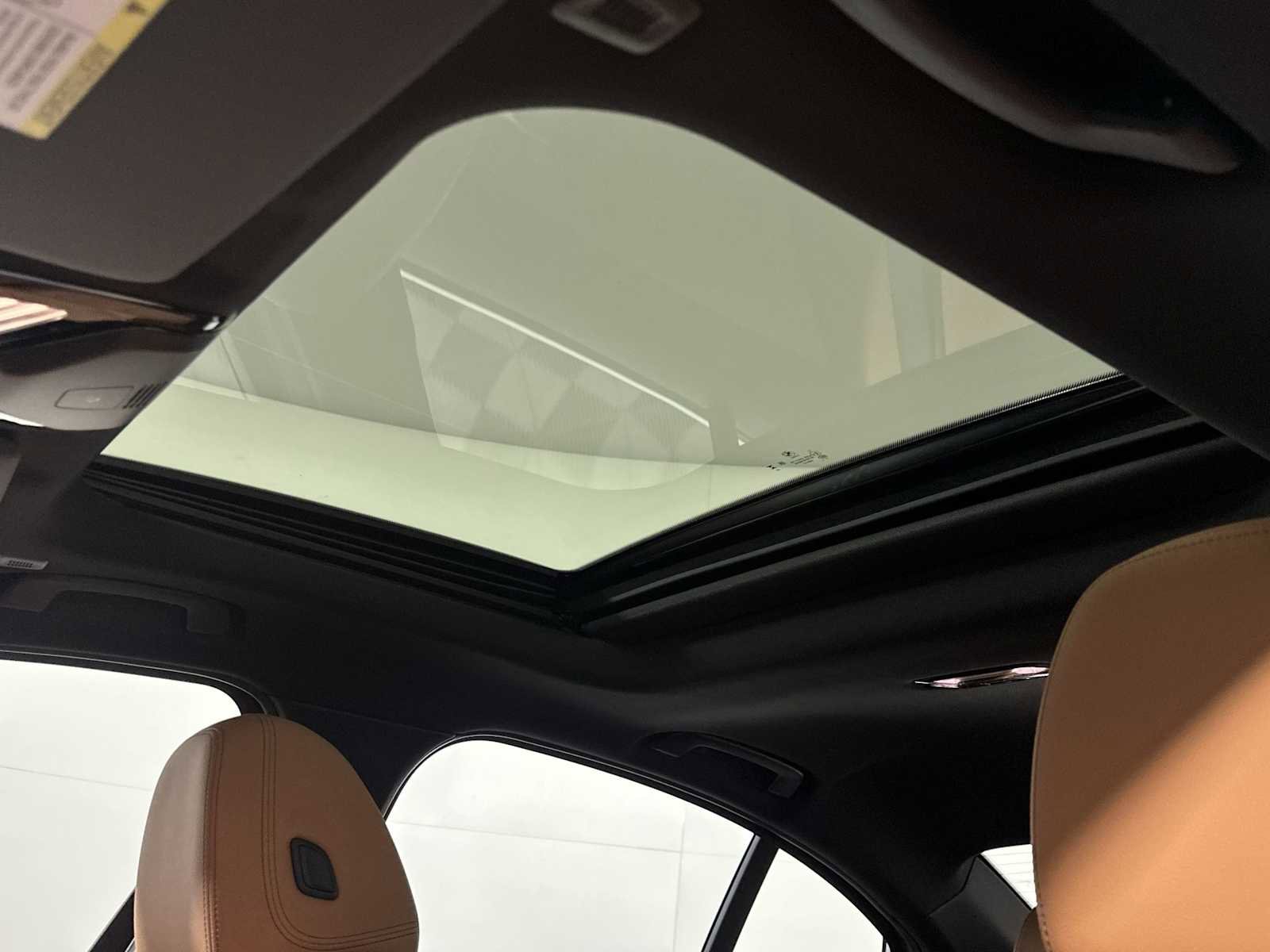 New 2026 BMW 330i xDrive Sedan w/ Premium Package image 18