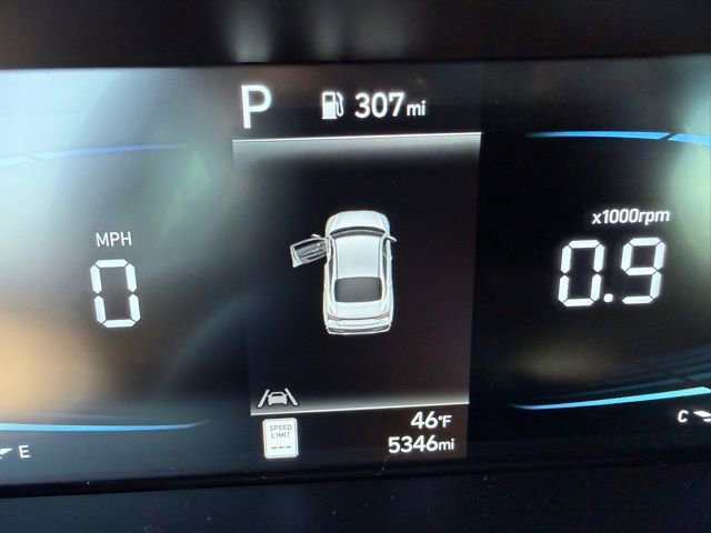 Certified 2025 Hyundai Elantra Sport image 14