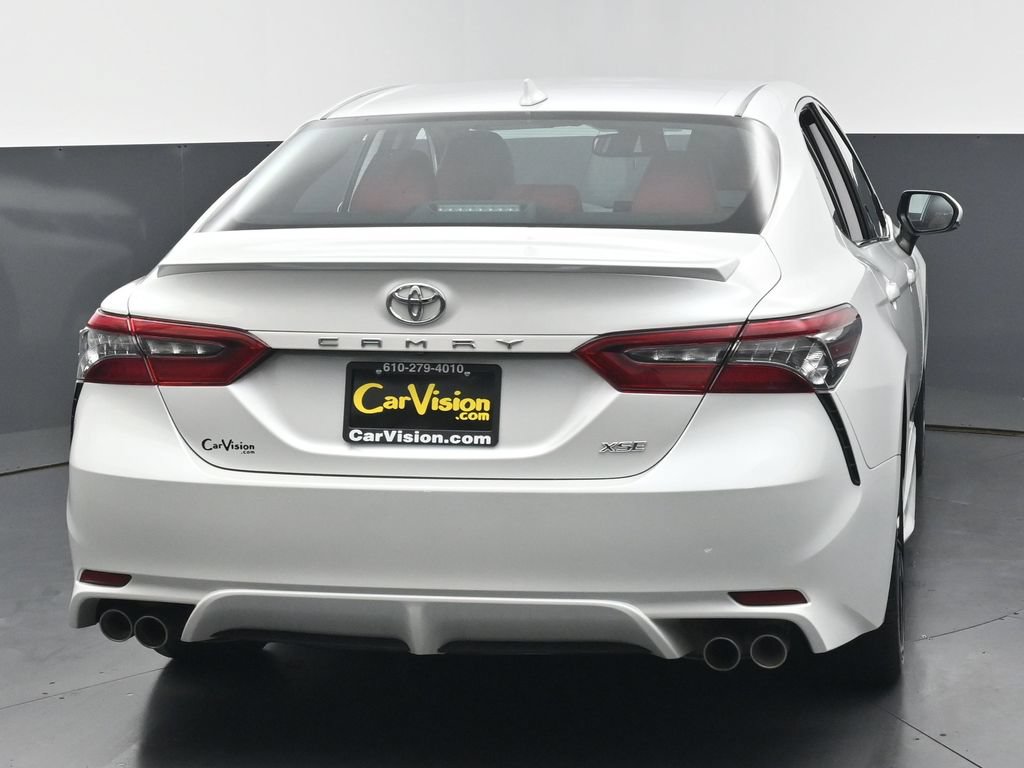Used 2024 Toyota Camry XSE FWD image 4