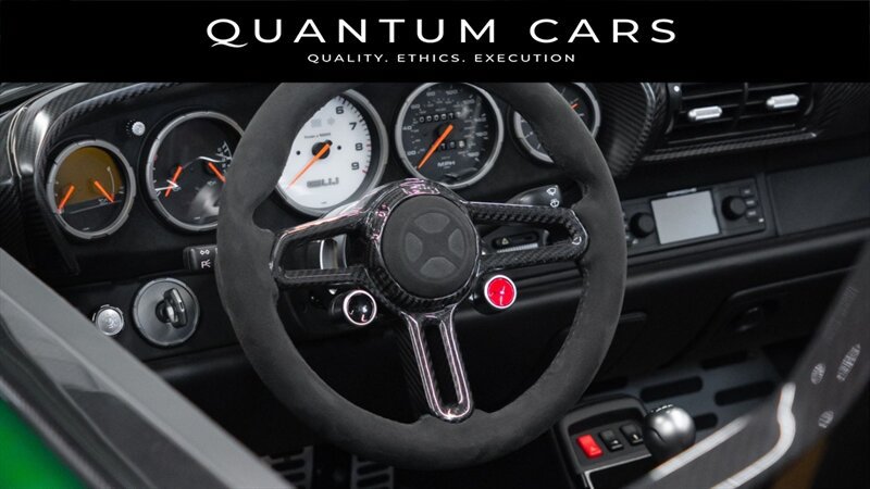 Used 1995 Porsche 911 Carrera RWD image 12