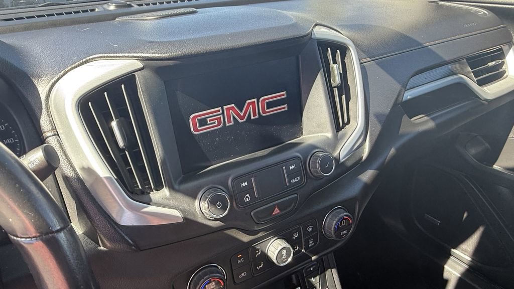 Used 2021 GMC Terrain SLT w/ Infotainment Package II image 4