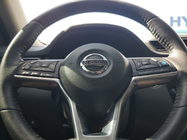 Used 2019 Nissan Rogue SL FWD image 24