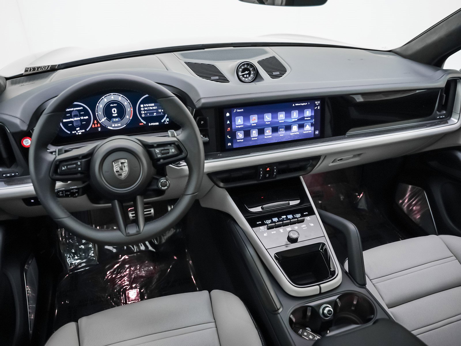 New 2026 Porsche Cayenne Turbo image 19