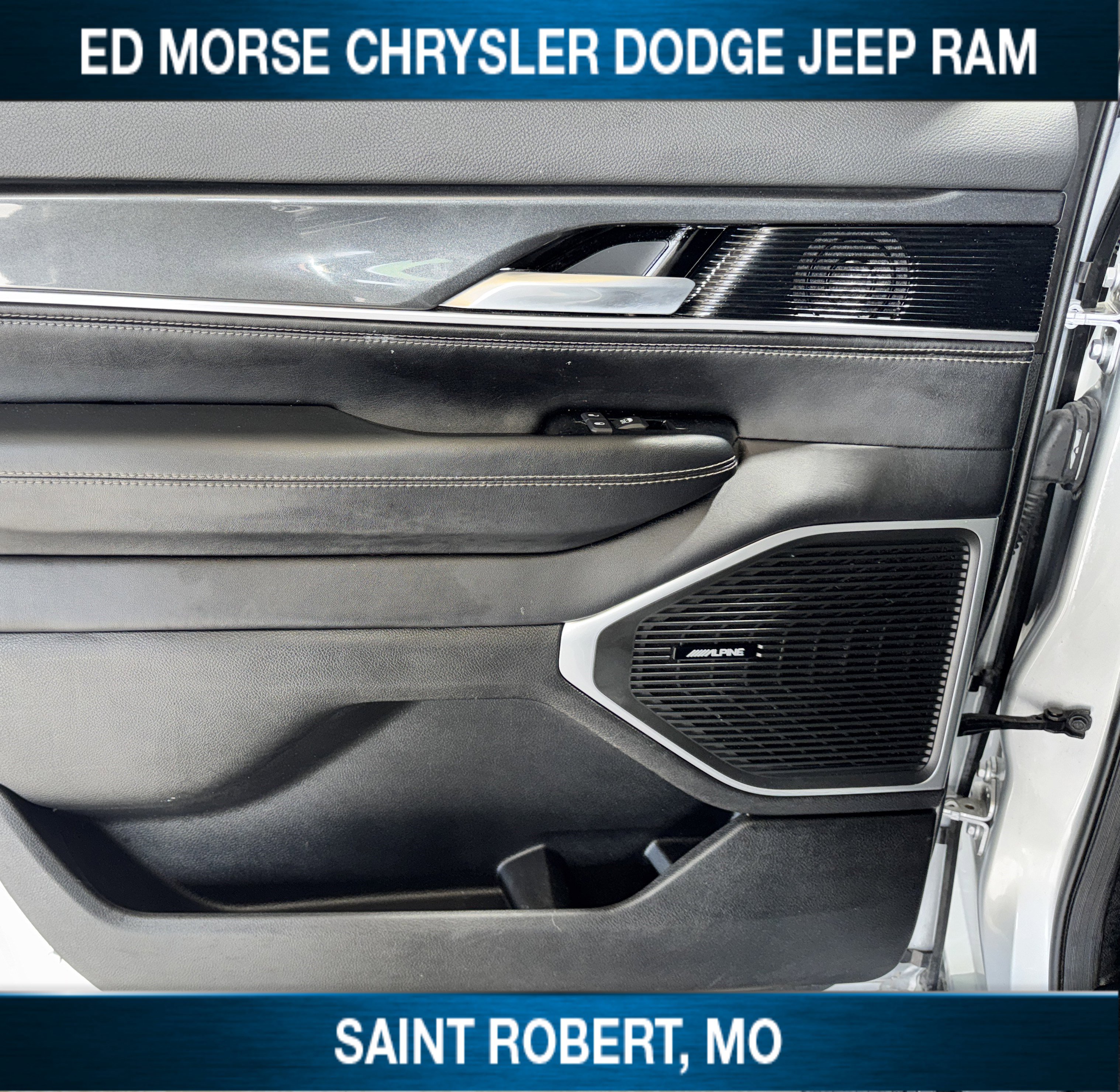 Used 2023 Jeep Wagoneer 4WD image 34