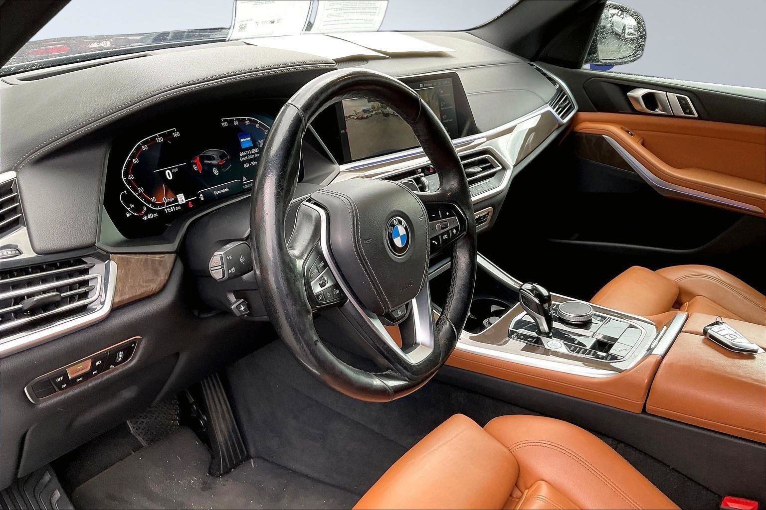 Used 2022 BMW X5 xDrive40i w/ Premium Package AWD/4WD image 17